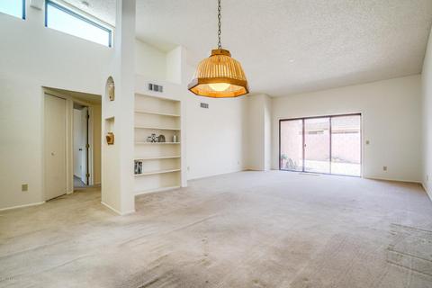 8610 E Pembrook Dr, Tucson, AZ 85715 photo 4