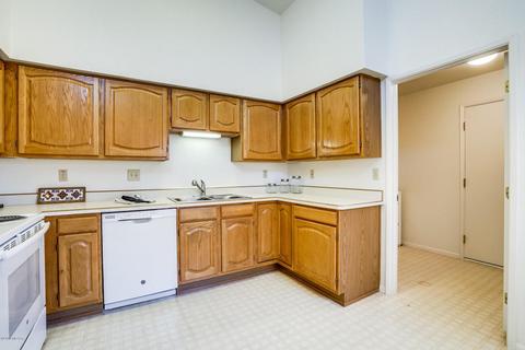 8610 E Pembrook Dr, Tucson, AZ 85715 photo 9