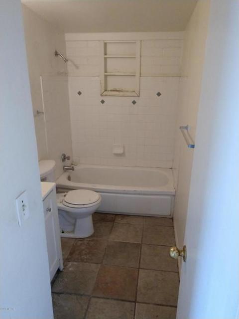 4002 E 27th St, Tucson, AZ 85711 photo 6