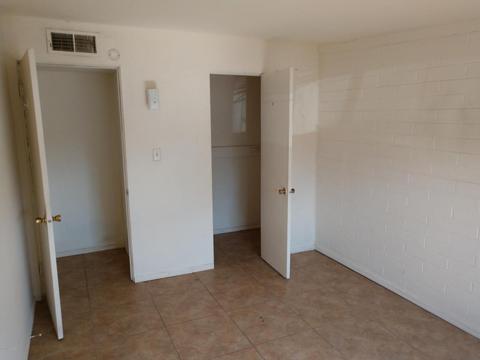 4002 E 27th St, Tucson, AZ 85711 photo 5