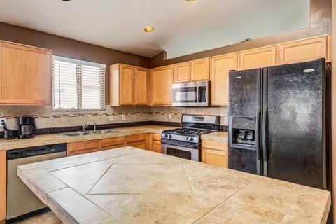 8774 E Mountain Spring Dr, Tucson, AZ 85747 photo 3