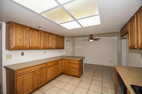 7622 E Apple Tree Dr, Tucson, AZ 85730 photo 3
