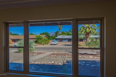 6334 E Hayne St, Tucson, AZ 85710 photo 5