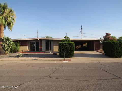 8470 E Baker St, Tucson, AZ 85710 photo 2