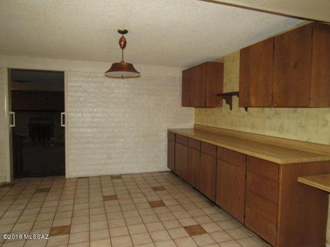 8470 E Baker St, Tucson, AZ 85710 photo 10