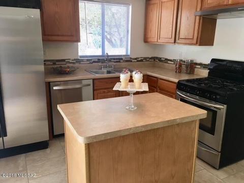8141 E 6th St, Tucson, AZ 85710 photo 9