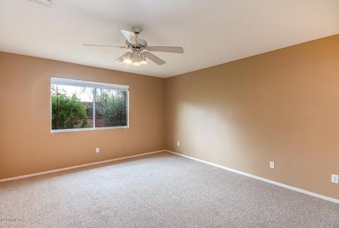1340 E Mountain Pl, Tucson, AZ 85719 photo 12