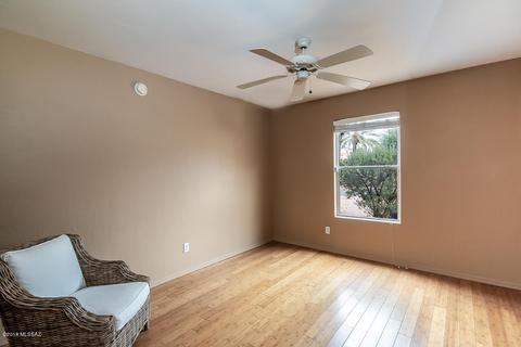 1340 E Mountain Pl, Tucson, AZ 85719 photo 11