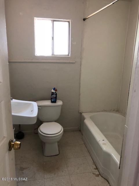 402 N Curtis, Willcox, AZ 85643 photo 9