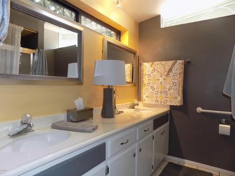 8920 E Maple Leaf Dr, Tucson, AZ 85710 photo 16
