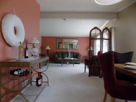 8920 E Maple Leaf Dr, Tucson, AZ 85710 photo 3