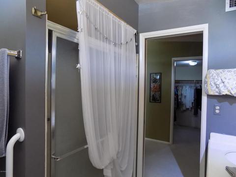 8920 E Maple Leaf Dr, Tucson, AZ 85710 photo 17