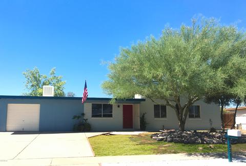 7742 E Apple Tree Dr, Tucson, AZ 85730 photo 1