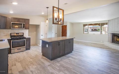7252 E Beverly Dr, Tucson, AZ 85710 photo 9