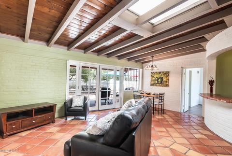 1006 E Mitchell St, Tucson, AZ 85719 photo 4
