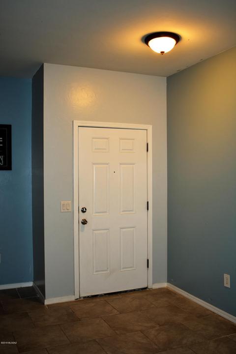 5092 E Kittentails Dr, Tucson, AZ 85756 photo 9