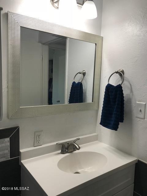5710 E 35th St, Tucson, AZ 85711 photo 12