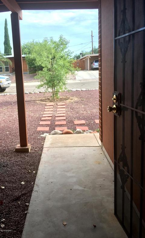 8117 E 4th Pl, Tucson, AZ 85710 photo 6