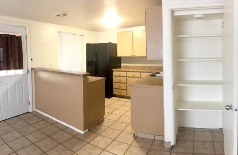 8117 E 4th Pl, Tucson, AZ 85710 photo 9