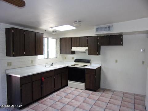 7826 E Silver Beech Dr, Tucson, AZ 85730 photo 10