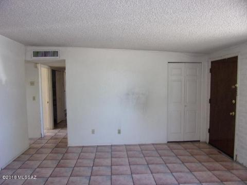 7826 E Silver Beech Dr, Tucson, AZ 85730 photo 7