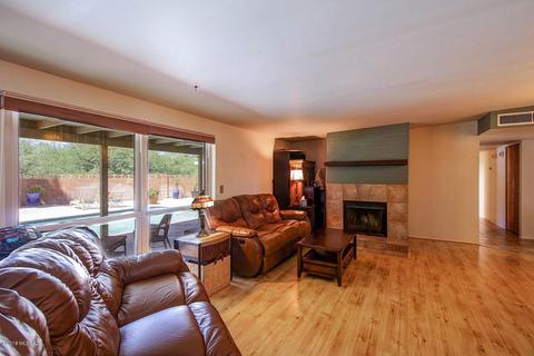 8231 E 3rd Pl, Tucson, AZ 85710 photo 3