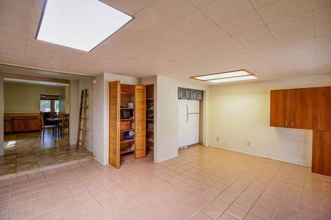 8231 E 3rd Pl, Tucson, AZ 85710 photo 27