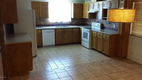 7432 E 33rd St, Tucson, AZ 85710 photo 4
