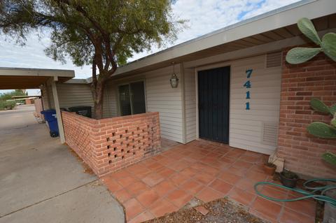 7411 E Montecito Dr, Tucson, AZ 85710 photo 2