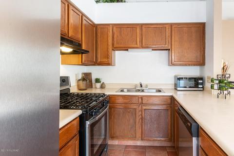 7510 E Harbor Dr, Tucson, AZ 85715 photo 9