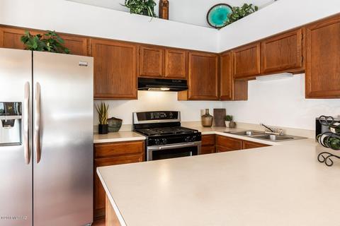 7510 E Harbor Dr, Tucson, AZ 85715 photo 8