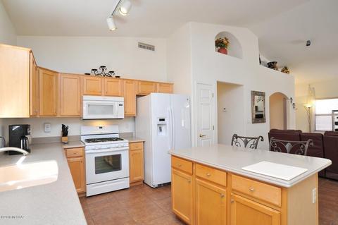 8868 E Marci Lynne Way, Tucson, AZ 85747 photo 18