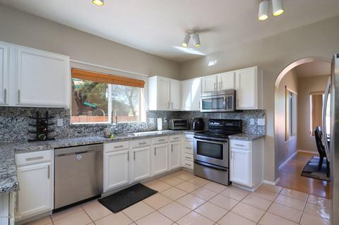 9031 N Eaglestone Loop NW, Tucson, AZ 85742 photo 17