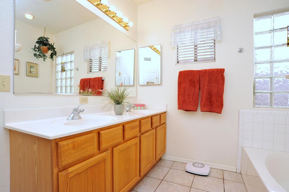  10207 E Calle Pueblo Estrella, Tucson, AZ 85747 photo 18