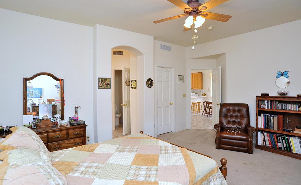  10207 E Calle Pueblo Estrella, Tucson, AZ 85747 photo 21
