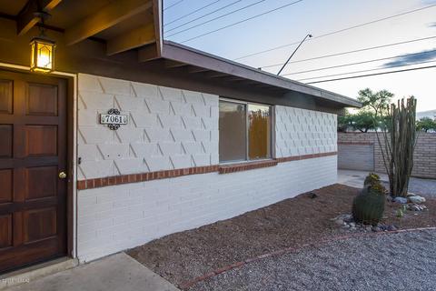 7061 E 5th St, Tucson, AZ 85710 photo 2
