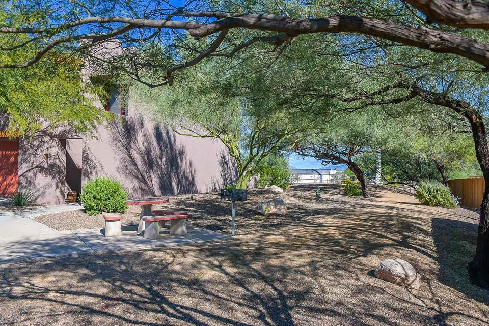  3141 E Sampras Ln, Tucson, AZ 85716 photo 3
