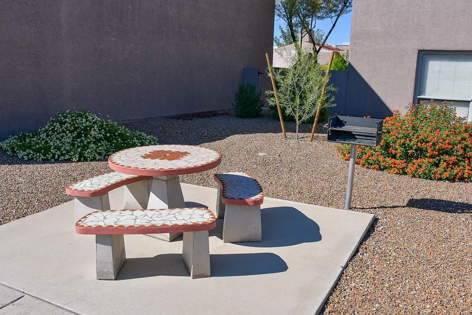  3141 E Sampras Ln, Tucson, AZ 85716 photo 4