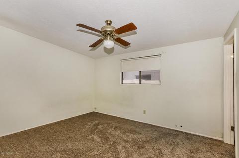 9048 E Kirkpatrick Cir, Tucson, AZ 85710 photo 8