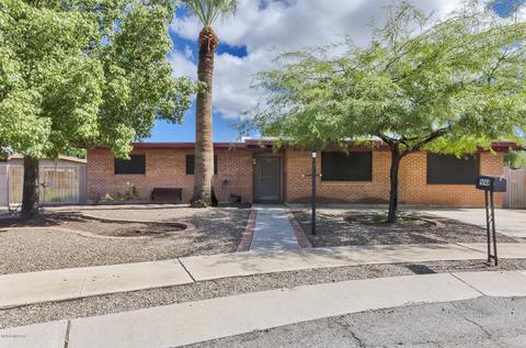 9048 E Kirkpatrick Cir, Tucson, AZ 85710 photo 1