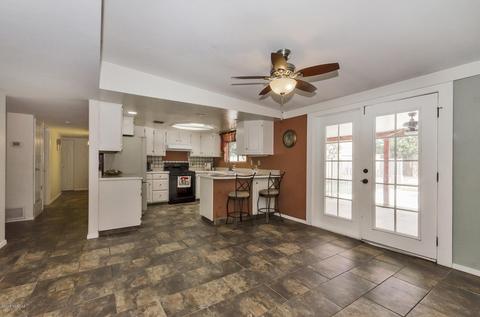 9048 E Kirkpatrick Cir, Tucson, AZ 85710 photo 2