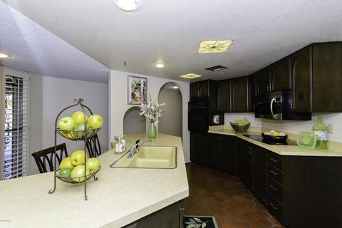 6411 E Four Winds Cir, Tucson, AZ 85750 photo 4