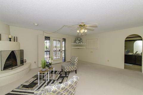 6411 E Four Winds Cir, Tucson, AZ 85750 photo 3