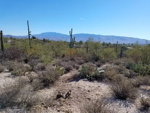 9762 E Morrill Way, Tucson, AZ 85749 photo 2
