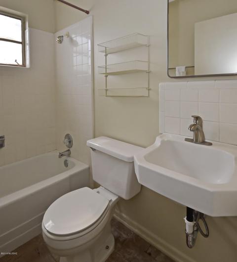 5634 E 19th St S, Tucson, AZ 85711 photo 9