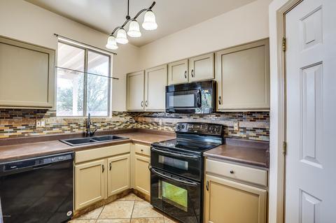 8849 E Meadow Spring Pl, Tucson, AZ 85747 photo 11
