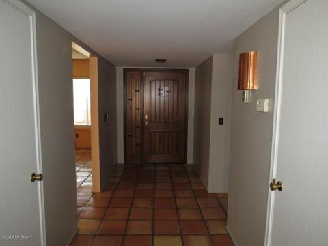 651 E Tangelo Dr, Tucson, AZ 85737 photo 2