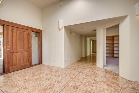 8424 E Rawhide Trl, Tucson, AZ 85750 photo 2