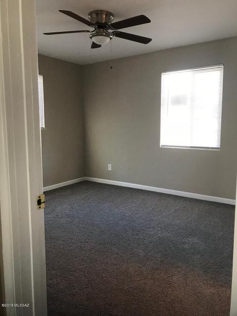 5962 E 24th St, Tucson, AZ 85711 photo 8