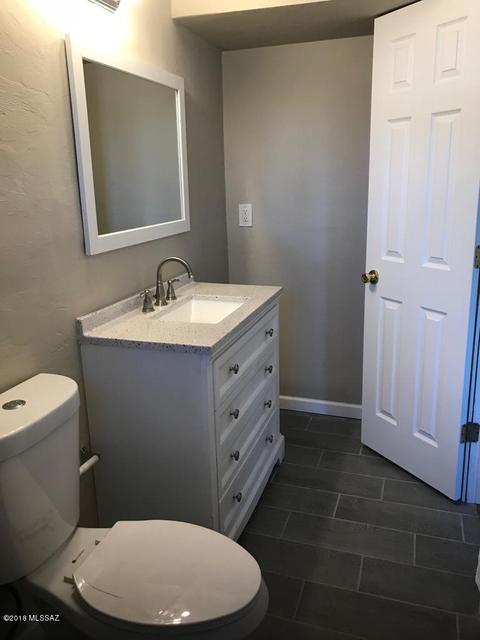 5962 E 24th St, Tucson, AZ 85711 photo 12